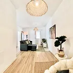 Madeira Breeze Holiday home *