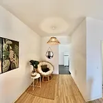 Madeira Breeze Holiday home *