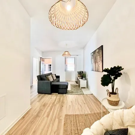 בית נופש Madeira Breeze *